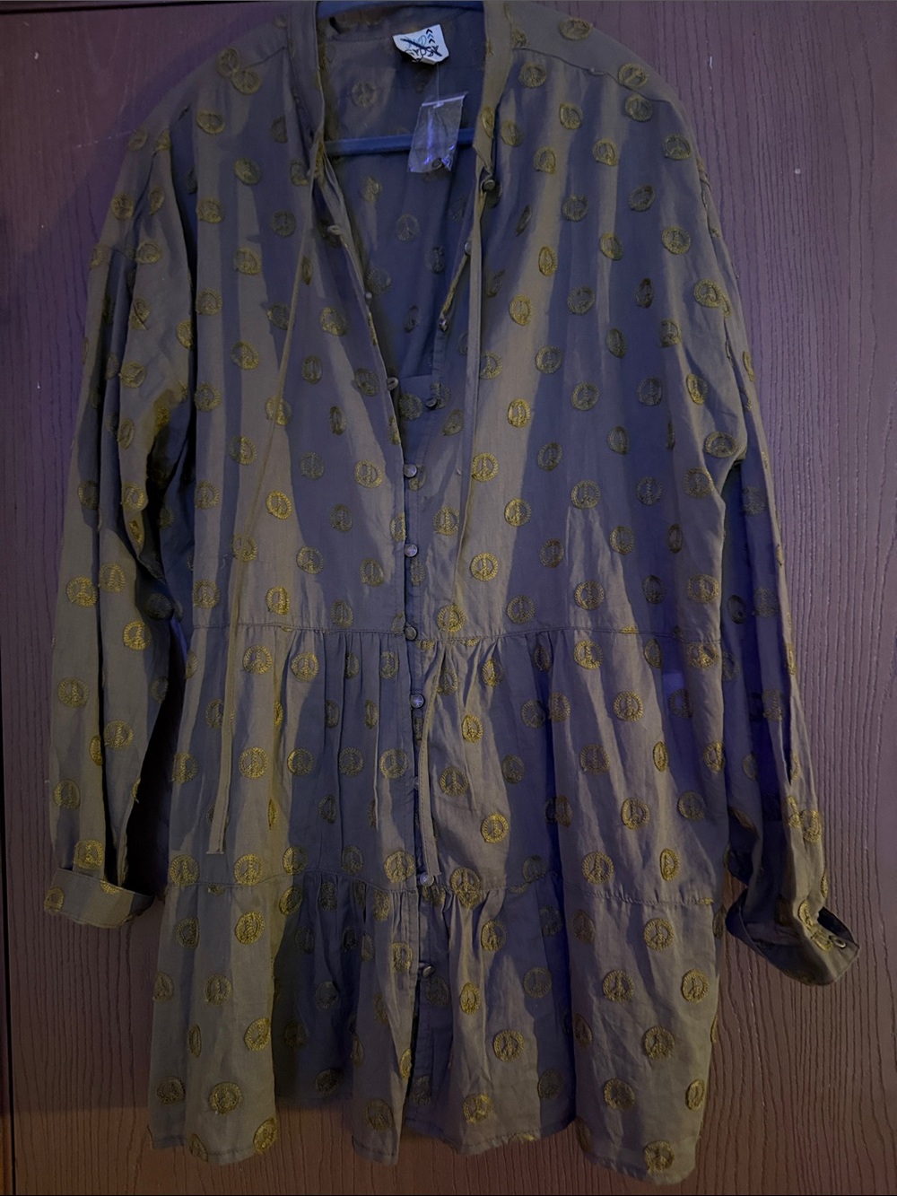 Jaded Gypsy Olive Green Button-Front
Peplum “Peace be With You” tunic in S/M - Picture 2 of 12